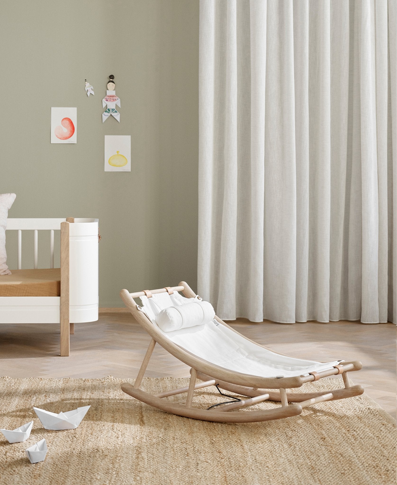 Oliver Furniture | Baby Rocker - Bubba & Me