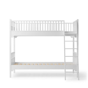 Oliver Furniture | Seaside Classic Bunk Bed With Slant Ladder - Bubba & Me