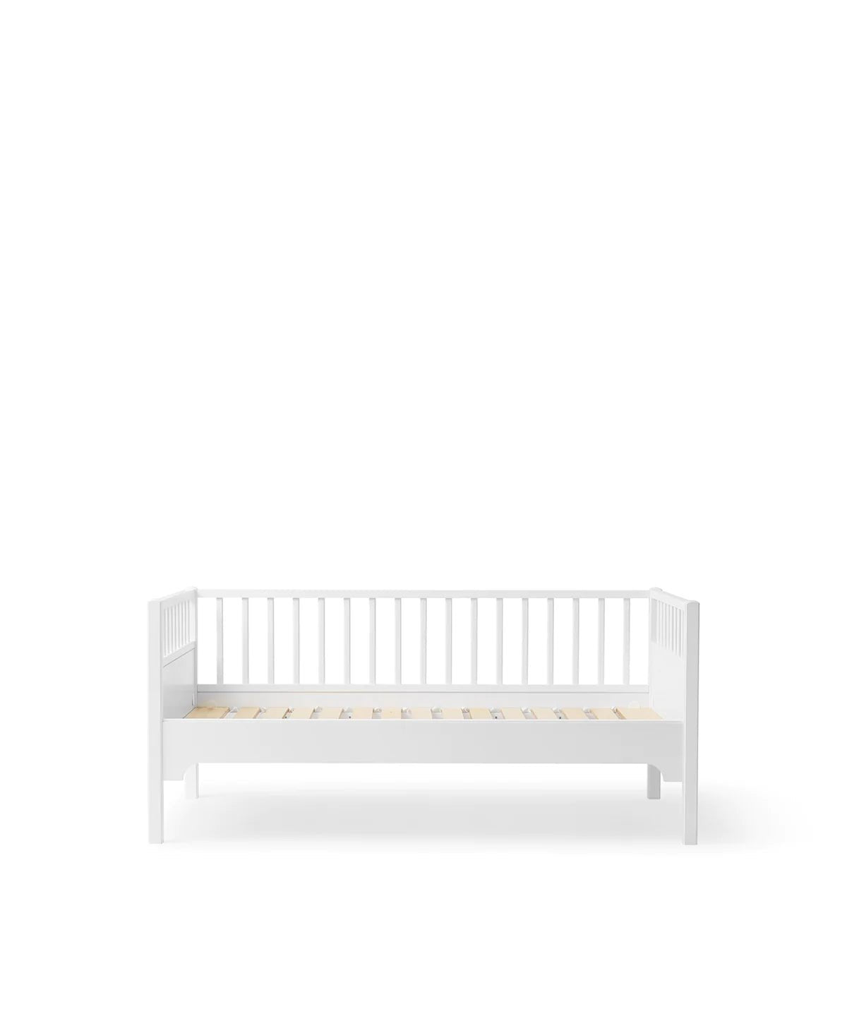 Oliver Furniture | Seaside Classic Junior Day Bed - Bubba & Me