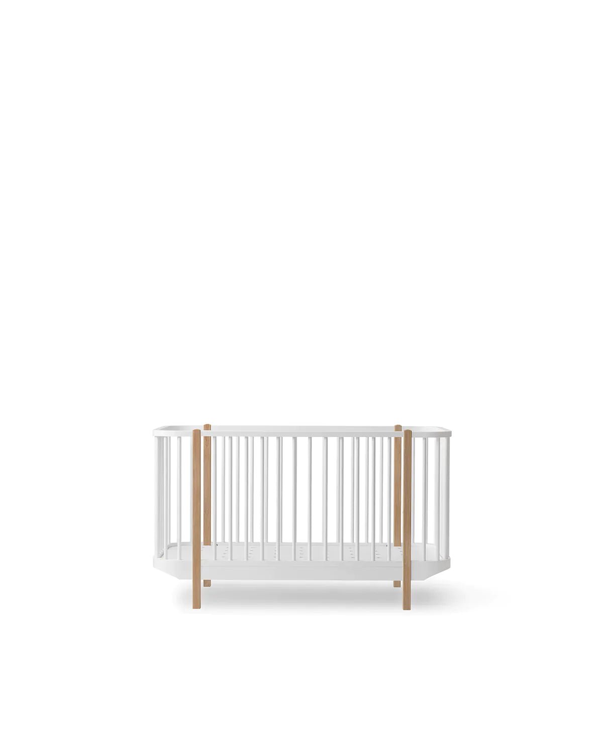 Oliver Furniture | Wood Cot in White/Oak To Original Low Loft Bed Conversion Kit - Bubba & Me