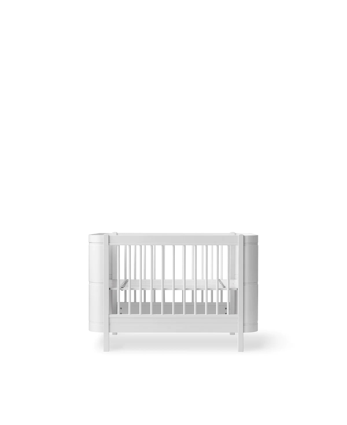 Oliver Furniture | Wood Mini+ Cot Bed Excl Junior Kit in White - Bubba & Me