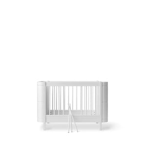 Oliver Furniture | Wood Mini+ Cot Bed Including Junior Kit in White - Bubba & Me
