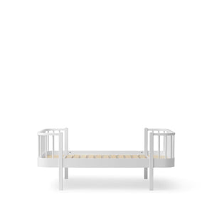 Oliver Furniture | Wood Original Junior Bed in White - Bubba & Me