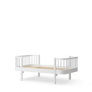 Oliver Furniture | Wood Original Junior Bed in White - Bubba & Me